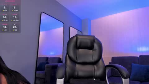 Snapshot of gabriellalee_ chatting on February 27, 4:13 am Gabriella Lee online show from February 27, 4:13 am