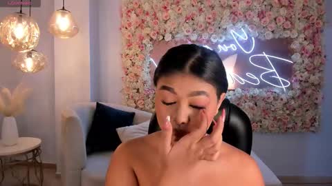 Snapshot of gabriellalee_ chatting on October 6, 12:07 am Gabriella Lee online show from October 6, 12:07 am
