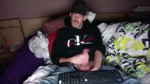 gabssss0802 online show from December 8, 8:15 pm