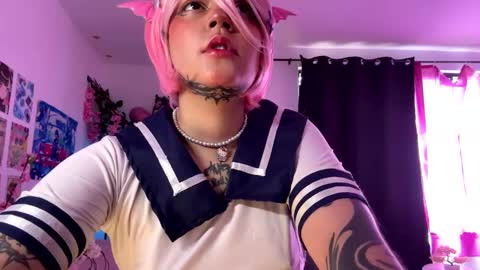 IG  gaby doll woo online show from January 8, 5:05 pm