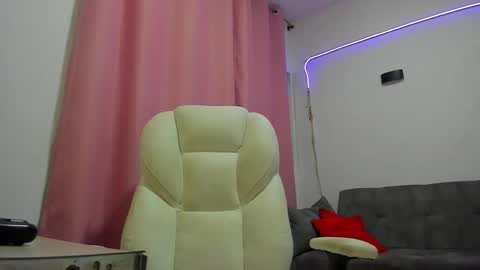 gaby online show from October 21, 1:38 pm