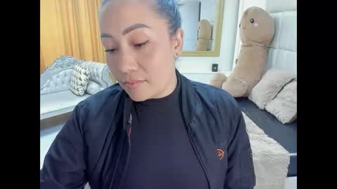 gabriela online show from February 5, 4:10 pm