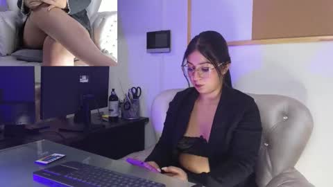 GABYTAYLOR online show from November 7, 2:08 pm