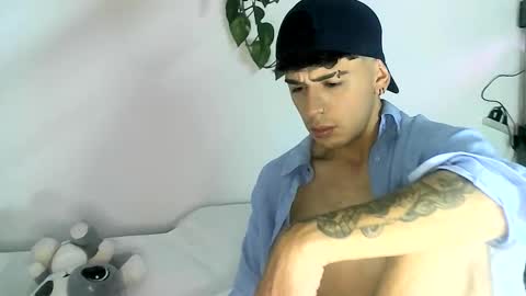 Gael Garca online show from February 9, 5:00 am