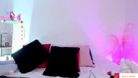 gaia_stonne online show from January 9, 11:38 am