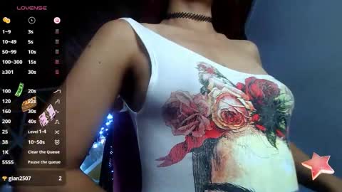 Snapshot of gala_dimou chatting on October 16, 4:01 am Gala Dimou online show from October 16, 4:01 am