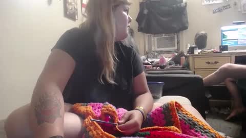 Snapshot of gamer202324 chatting on September 12, 1:07 am gamer202324 online show from September 12, 1:07 am