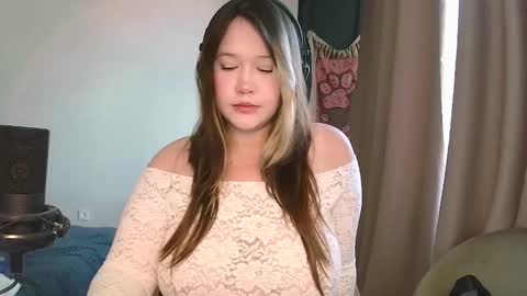 Alex  brb in 2 hours online show from September 21, 9:57 am