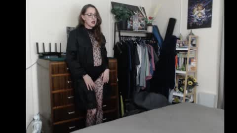 HOT  online show from September 13, 10:28 am