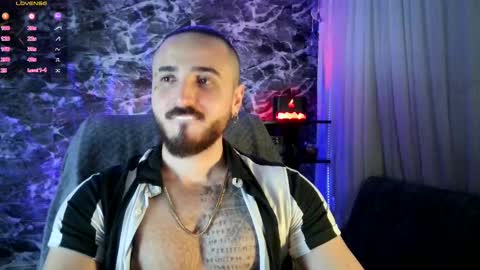 Snapshot of garbel09 chatting on March 1, 5:52 am Chris  Dont forget to gift me thumb up Its very important to me and makes me happy AF  online show from March 1, 5:52 am