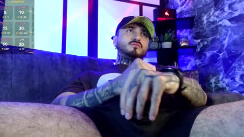 Chris  Dont forget to gift me thumb up Its very important to me and makes me happy AF  online show from November 27, 7:38 am