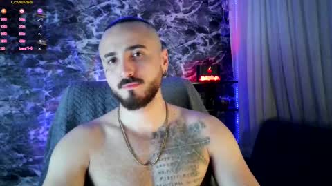 Snapshot of garbel09 chatting on February 25, 5:41 am Chris  Dont forget to gift me thumb up Its very important to me and makes me happy AF  online show from February 25, 5:41 am