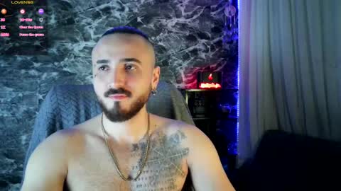 Snapshot of garbel09 chatting on February 26, 6:19 am Chris  Dont forget to gift me thumb up Its very important to me and makes me happy AF  online show from February 26, 6:19 am