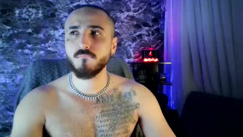 Snapshot of garbel09 chatting on March 2, 6:27 am Chris  Dont forget to gift me thumb up Its very important to me and makes me happy AF  online show from March 2, 6:27 am