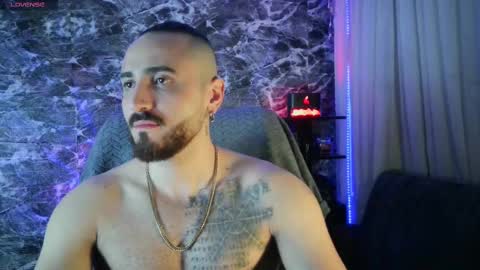 Snapshot of garbel09 chatting on February 17, 5:04 am Chris  Dont forget to gift me thumb up Its very important to me and makes me happy AF  online show from February 17, 5:04 am