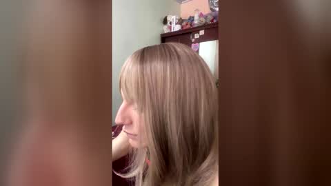 gatita_033 online show from April 23, 3:24 pm