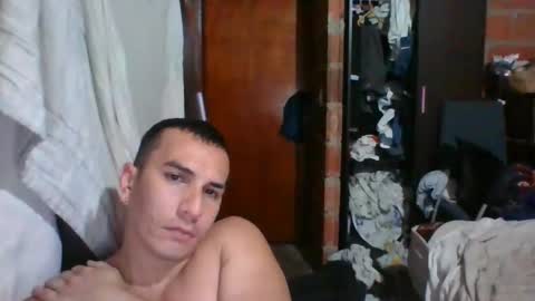 Snapshot of gattitosexy_95 chatting on January 2, 11:49 pm gattitosexy_95 online show from January 2, 11:49 pm