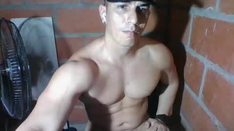 gattitosexy_95 online show from August 9, 3:23 am