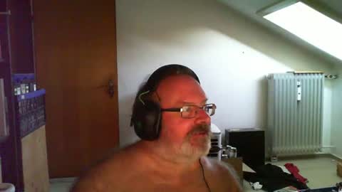gbstoni online show from July 22, 4:14 am