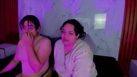genesis_y_moon online show from June 23, 12:22 pm