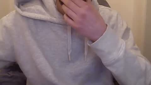 Snapshot of geon2xx chatting on December 28, 4:09 pm Geon online show from December 28, 4:09 pm