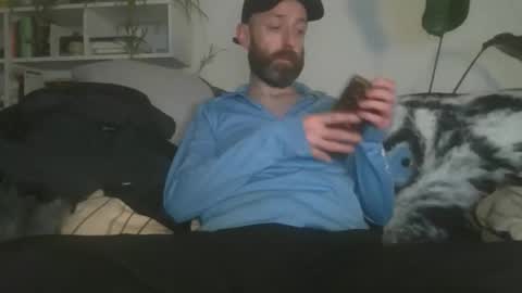 Snapshot of geon2xx chatting on October 18, 3:44 am Geon online show from October 18, 3:44 am