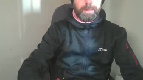 Snapshot of geon2xx chatting on February 16, 10:10 am Geon online show from February 16, 10:10 am