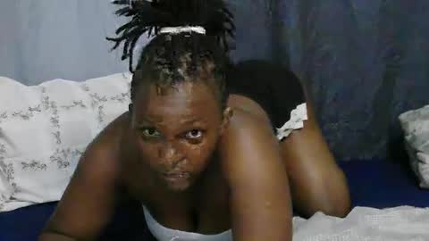 georgeous_kimberly online show from October 17, 3:38 pm