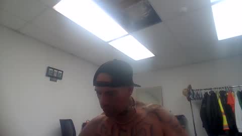 georgeschneider5858 online show from September 25, 10:44 am