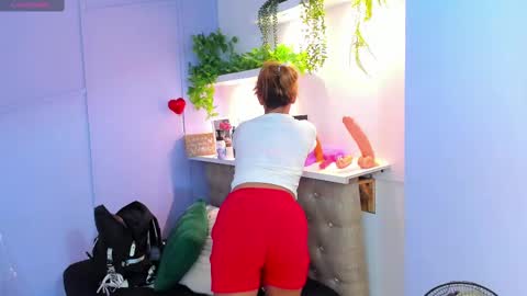 Georgina Coule online show from February 28, 12:09 pm