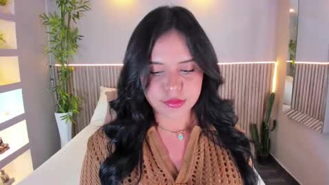 GeorginaReyes  online show from January 13, 10:39 pm