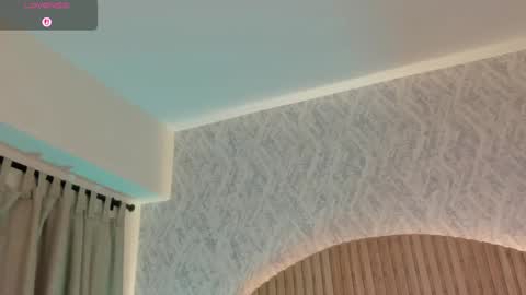 Kendal  online show from September 25, 6:15 pm