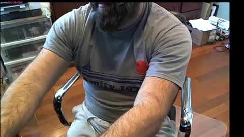 Snapshot of geronimo_431 chatting on January 23, 5:10 pm Daddy Jokes online show from January 23, 5:10 pm