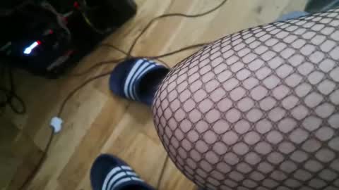 gerwer00 online show from December 3, 12:50 pm