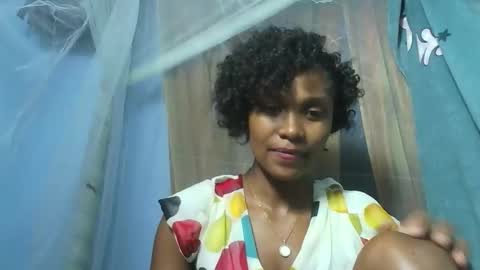 gggloria online show from November 18, 7:50 pm