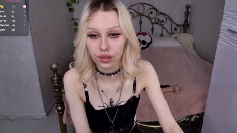 violeta online show from April 7, 4:14 am