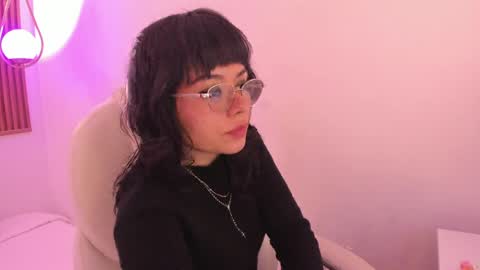 Milaa online show from April 11, 3:44 am