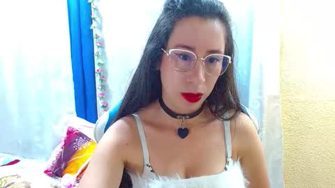 Gia  online show from February 3, 2:54 pm