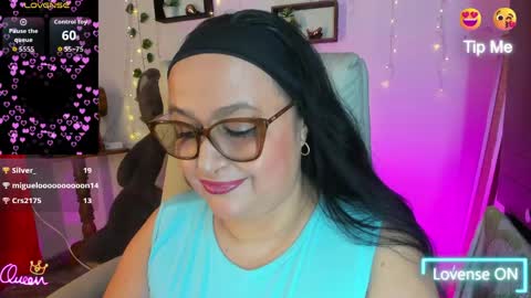 nahomi online show from April 1, 11:45 pm