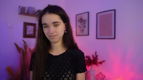 Gia Paige18 online show from December 2, 2:26 pm