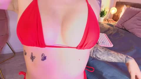 Gia online show from March 7, 2:34 pm