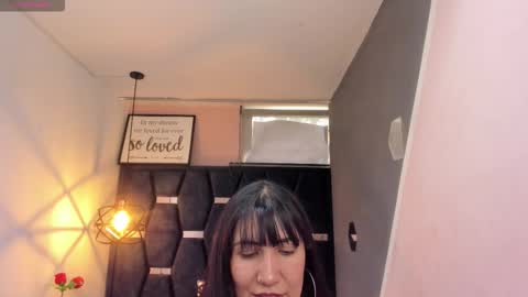 G I A  FOX online show from September 8, 7:24 pm