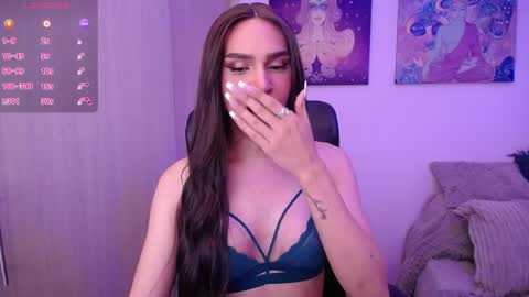 Gia Mint  online show from June 3, 2:47 am