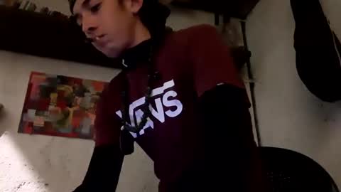 giancrivelli04 online show from October 1, 6:56 am