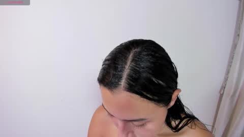 giannagovlea online show from December 17, 12:06 am