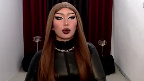 Gia X online show from January 12, 7:43 am