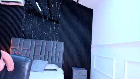 Gigi Doll online show from February 3, 11:14 am