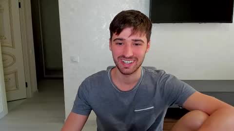 gilbertogonzales online show from March 9, 11:36 am