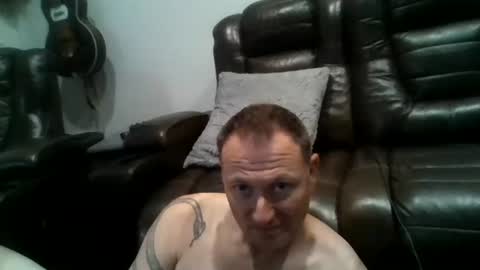 gimmedatdic online show from December 5, 10:51 pm