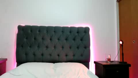 ginacamgirl online show from June 17, 8:58 pm